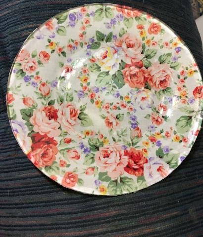 Decoupage plate