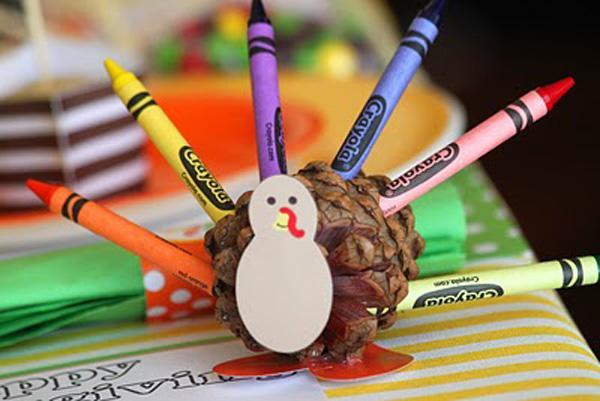 pine cone crayon Thanksgiving turkey