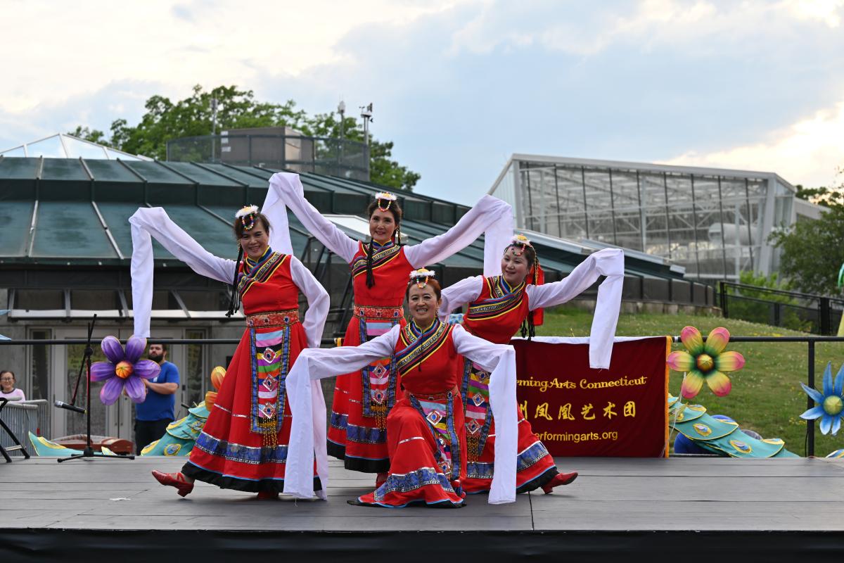 Tibetan Dance